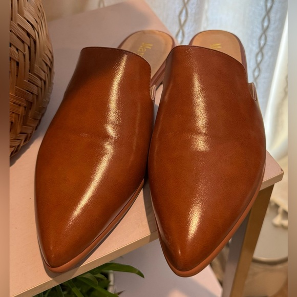 New Mules - size 7 - Picture 4 of 8